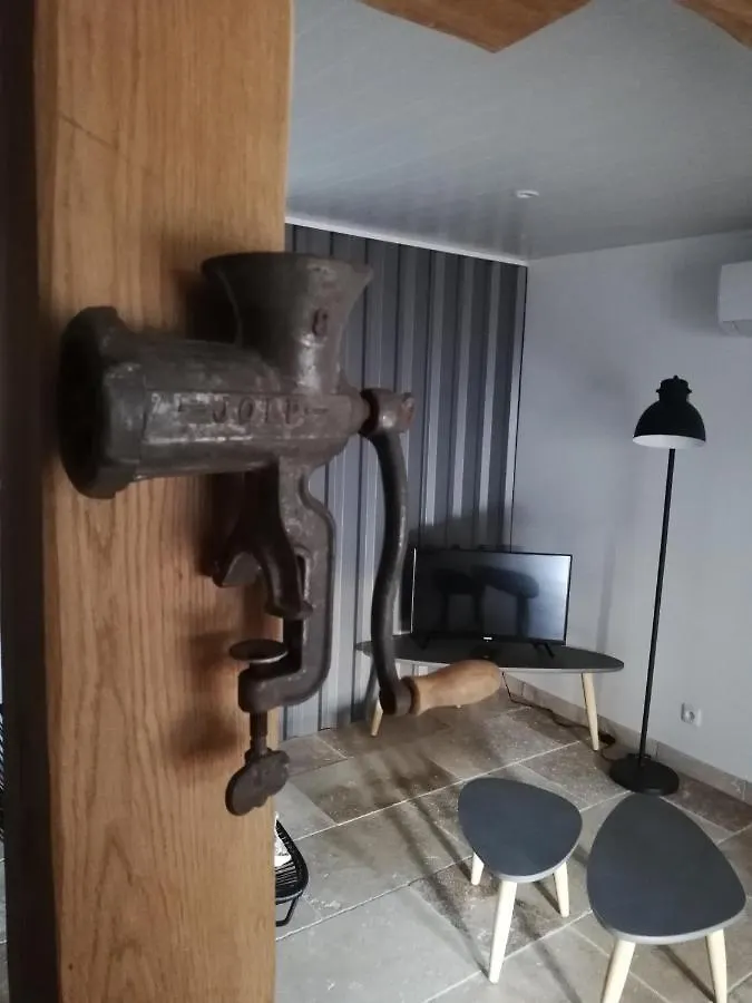 Tour-de-Faure Le Puits De Garival B&B