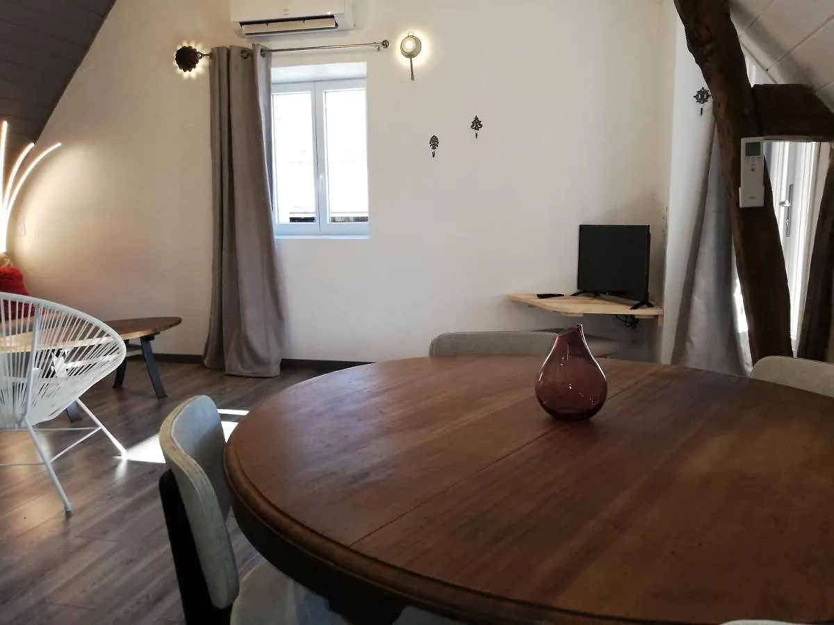 Tour-de-Faure Le Puits De Garival B&B 0*,